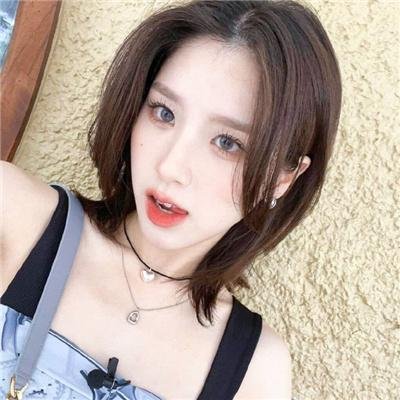 拥抱星星的月亮